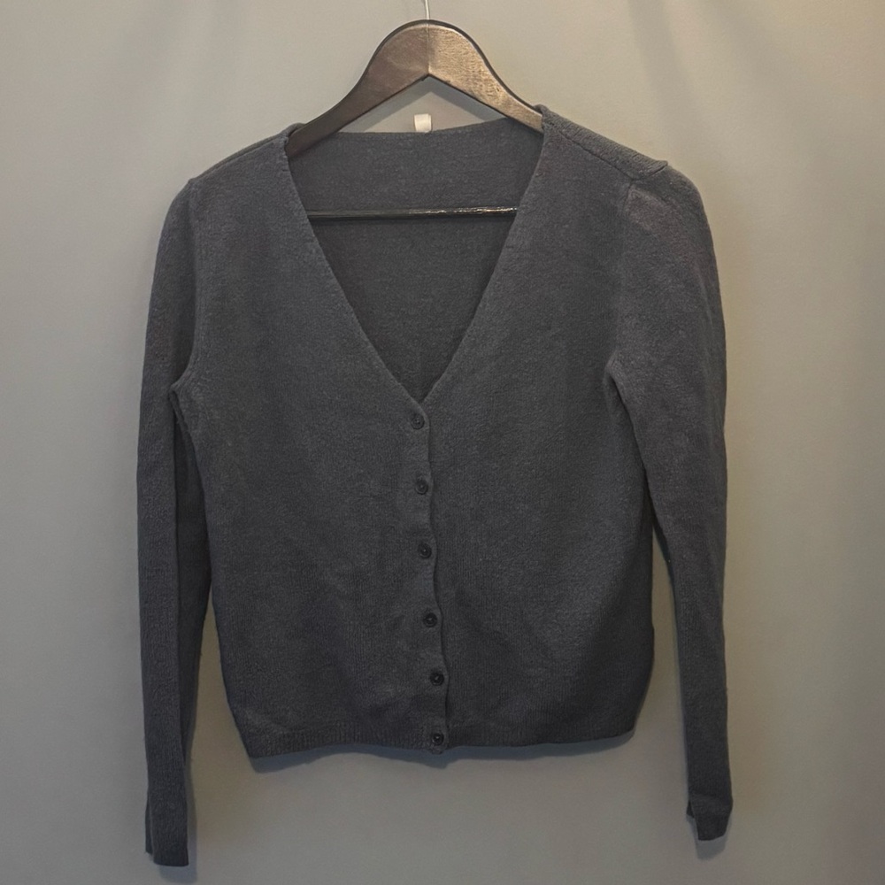Babaton V-Neck Sweater in Charcoal Gray